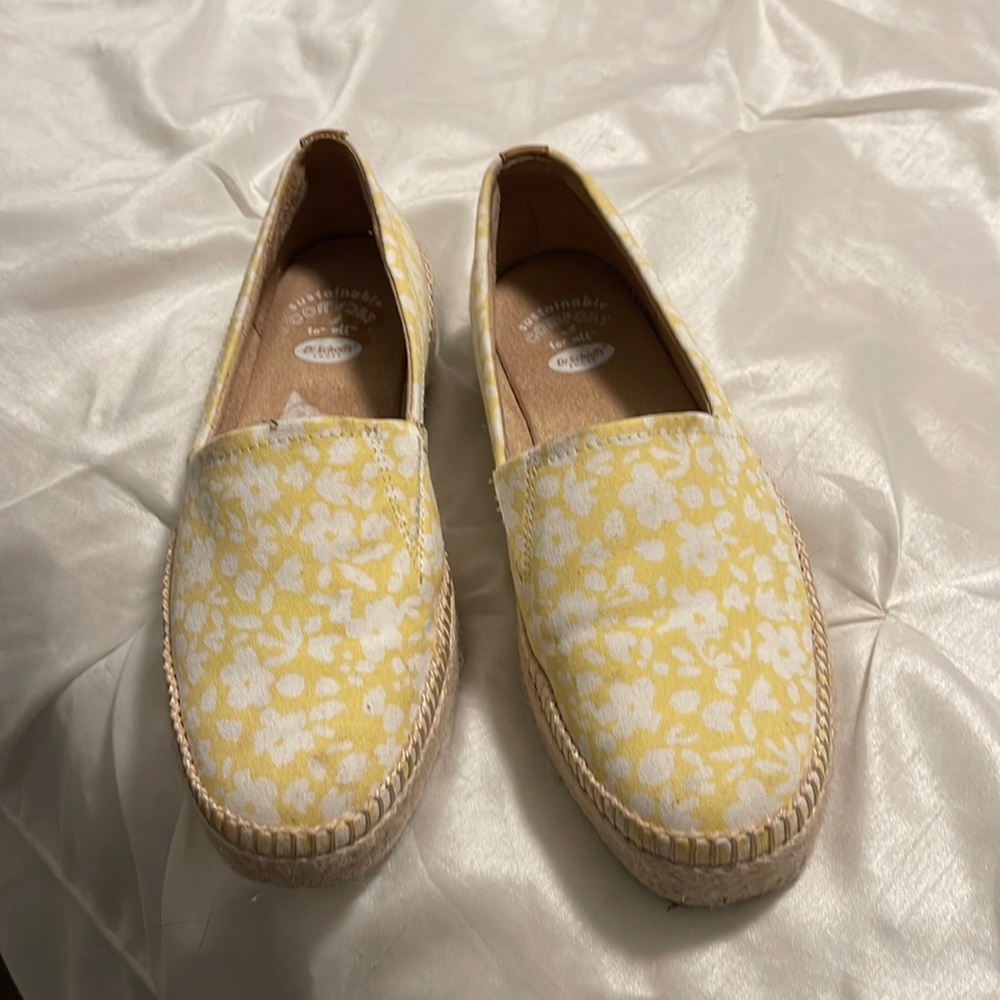 Yellow shoes